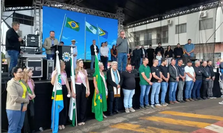ITAIPULÂNDIA REALIZA DESFILE CÍVICO EM CELEBRAÇÃO À INDEPENDÊNCIA DO BRASIL