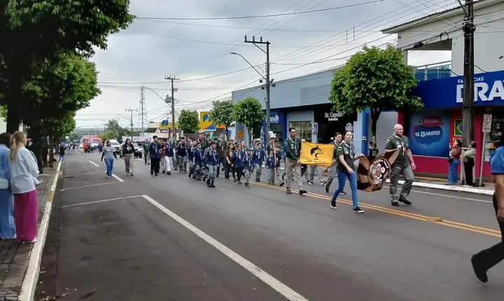 ITAIPULÂNDIA REALIZA DESFILE CÍVICO EM CELEBRAÇÃO À INDEPENDÊNCIA DO BRASIL