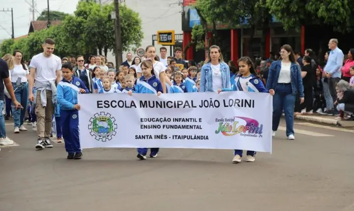 ITAIPULÂNDIA REALIZA DESFILE CÍVICO EM CELEBRAÇÃO À INDEPENDÊNCIA DO BRASIL
