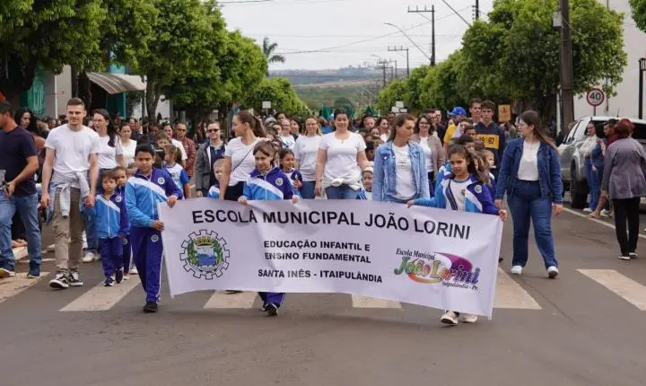 ITAIPULÂNDIA REALIZA DESFILE CÍVICO EM CELEBRAÇÃO À INDEPENDÊNCIA DO BRASIL