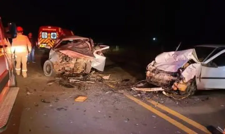 JOVEM DE 24 ANOS MORRE EM COLISÃO FRONTAL NA BR-158 ENTRE LARANJEIRAS DO SUL E MARQUINHO