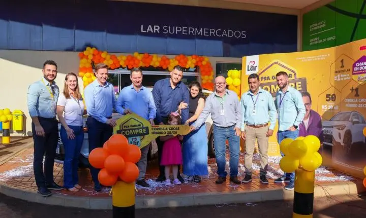 LAR COOPERATIVA ENTREGA COROLLA CROSS HÍBRIDO E ENCERRA CAMPANHA 