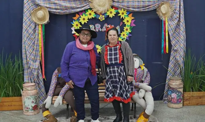 MATINÊ JUNINA REÚNE TERCEIRA IDADE EM CELEBRAÇÃO AO DIA DE SÃO JOÃO EM ITAIPULÂNDIA
