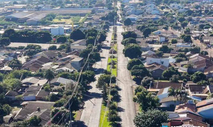 MEDIANEIRA NÃO PARA: AVENIDA JOÃO XXIII GANHA NOVOS TRECHOS DE PAVIMENTAÇÃO E MAIS MOBILIDADE PARA A POPULAÇÃO