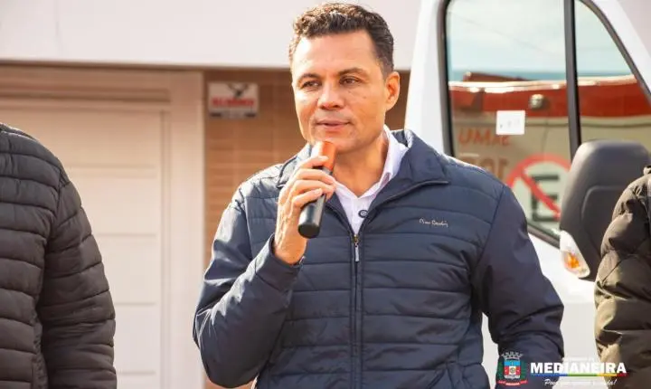 MEDIANEIRA RECEBE DUAS NOVAS AMBULÂNCIAS PARA REFORÇAR O ATENDIMENTO DO SAMU