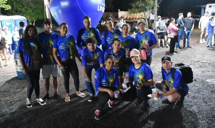 MILHARES DE ROMEIROS RECEBEM APOIO DURANTE PASSAGEM POR SÃO MIGUEL DO IGUAÇU RUMO A ITAIPULÂNDIA