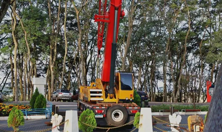 MONUMENTO DE NOSSA SENHORA APARECIDA RECEBE SERVIÇOS DE LIMPEZA E CONSERVAÇÃO EM ITAIPULÂNDIA