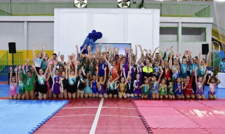 MOSTRA E COPA DO IGUAÇU MOVIMENTAM A GINÁSTICA RÍTMICA EM SÃO MIGUEL DO IGUAÇU
