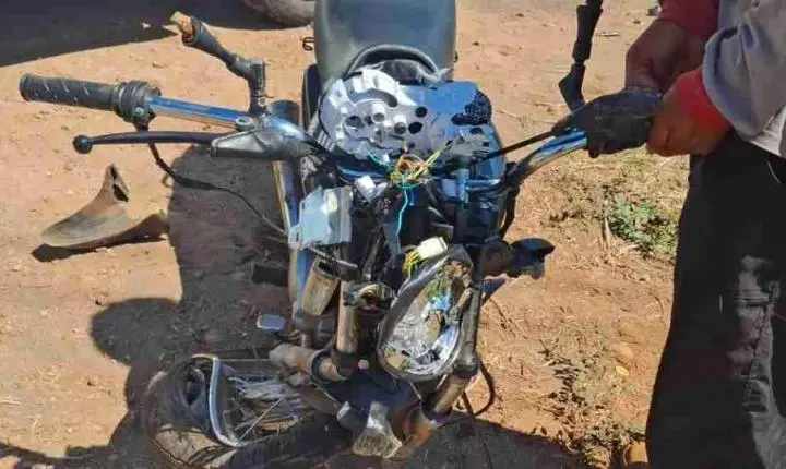 MOTOCICLISTA FICA FERIDO APÓS COLISÃO COM CAMINHONETE NA PR-495 EM MEDIANEIRA