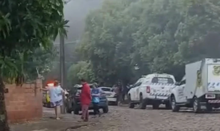 MULHER É ESFAQUEADA PELO EX-MARIDO EM MEDIANEIRA; SUSPEITO TIRA A PRÓPRIA VIDA