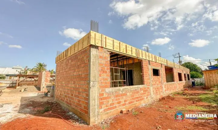 NOVO CMEI DO BAIRRO NAZARÉ AVANÇA E ATINGE 50% DA OBRA EM MEDIANEIRA