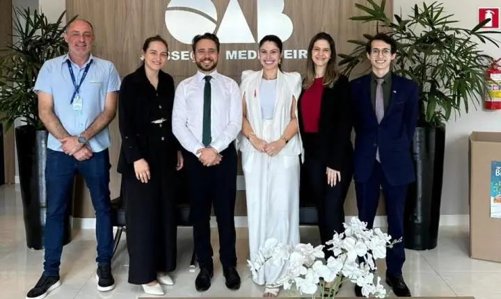 OAB MEDIANEIRA INOVA AO INCLUIR ENFERMEIRA DE ITAIPULÂNDIA EM COMISSÃO DE DIREITO MÉDICO E DA SAÚDE