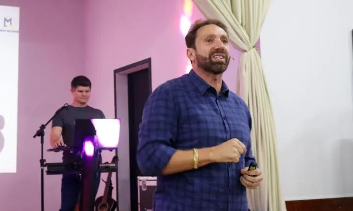 PALESTRA DESTACA INCLUSÃO E CONSCIENTIZAÇÃO SOBRE O AUTISMO EM SÃO MIGUEL DO IGUAÇU