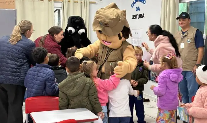 PALESTRA EDUCATIVA COM O TEMA “O QUE FAZER EM 10 MINUTOS: UNIDOS CONTRA A DENGUE” É REALIZADA NA ESCOLA DONA LEOPOLDINA EM ITAIPULÂNDIA