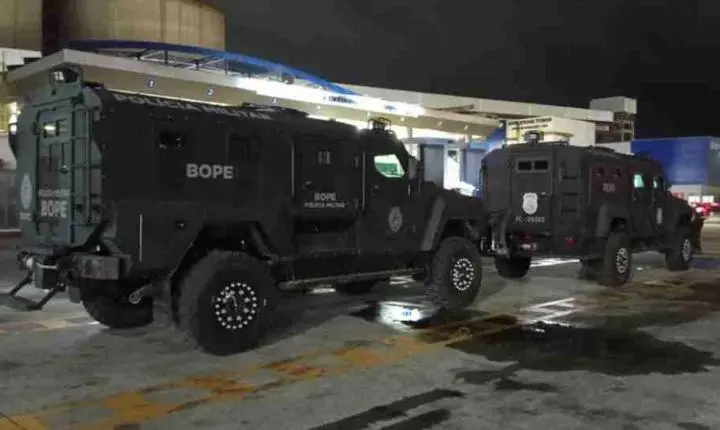 PARANÁ RECEBE PRIMEIROS BLINDADOS DE ALTA TECNOLOGIA PARA REFORÇAR FORÇAS POLICIAIS