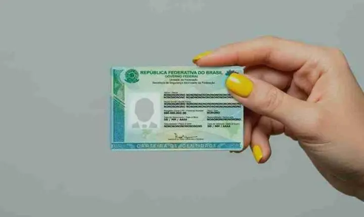 PARANAENSES JÁ PODEM TROCAR RG PELA NOVA CARTEIRA DE IDENTIDADE NACIONAL