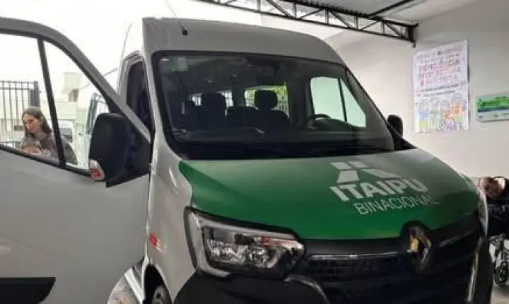 PESTALOZZI DE SÃO MIGUEL DO IGUAÇU RECEBE VAN DE R$ 332 MIL DOADA PELA ITAIPU