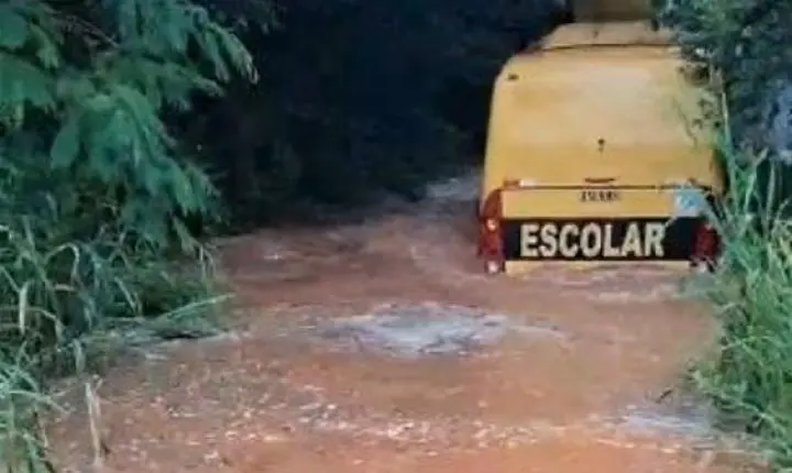 PREFEITURA DE MARECHAL RONDON ESCLARECE CASO DE ÔNIBUS EM RIO NO DISTRITO DE MARGARIDA