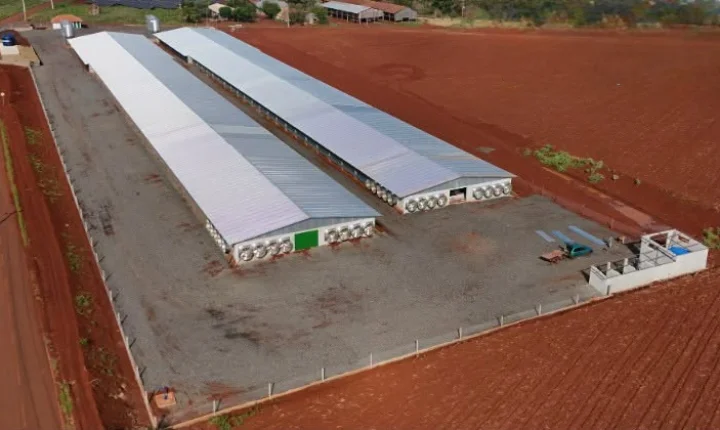 PROGRAMA AGROFORTE E SOLO BRITA LEVAM MAIS INFRAESTRUTURA AO INTERIOR DE ITAIPULÂNDIA