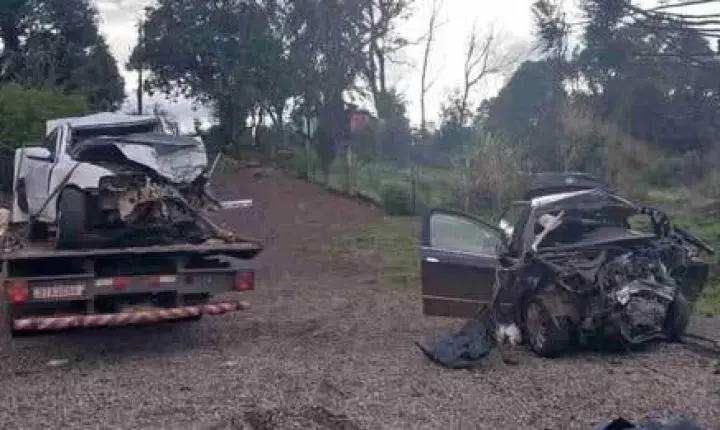 QUATRO PESSOAS MORREM E DUAS FICAM GRAVEMENTE FERIDAS EM ACIDENTE NA PRC-280