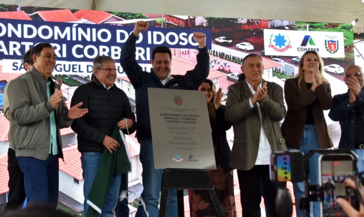 CONDOMÍNIO DO IDOSO É INAUGURADO EM SÃO MIGUEL DO IGUAÇU