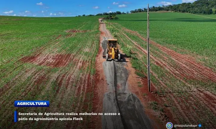 SECRETARIA DE AGRICULTURA DE ITAIPULÂNDIA REALIZA MELHORIAS NO ACESSO E PÁTIO DA AGROINDÚSTRIA APÍCOLA FLECK