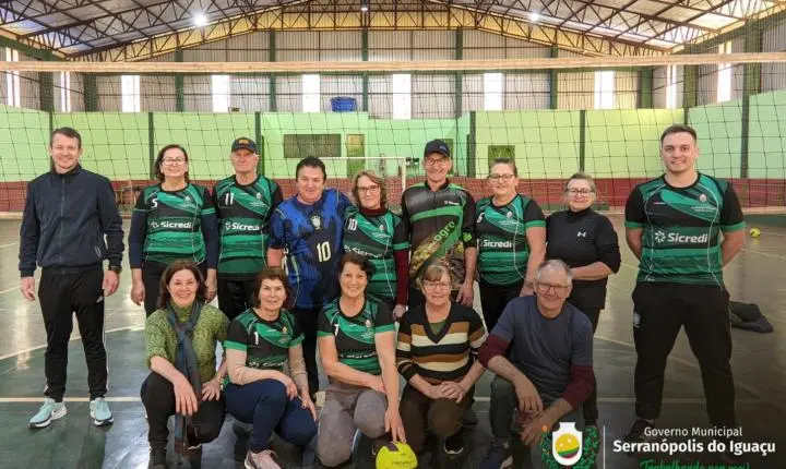 SERRANÓPOLIS DO IGUAÇU AMPLIA ATIVIDADES ESPORTIVAS COM O VÔLEI CÂMBIO PARA A MELHOR IDADE