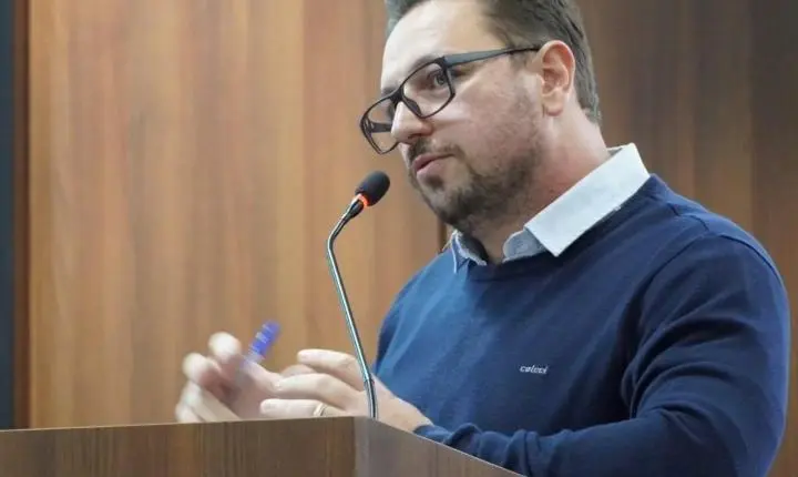 VEREADOR ANDRÉ ROYER PROPÕE PROGRAMA MUNICIPAL DE ATENÇÃO À SAÚDE DE CAMINHONEIROS EM ITAIPULÂNDIA